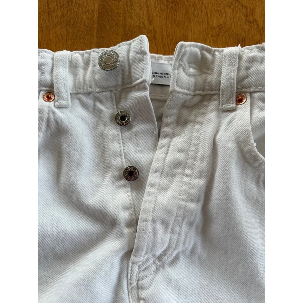 Zara White High Waisted Distressed Denim Shorts Button Fly Size‎ 4